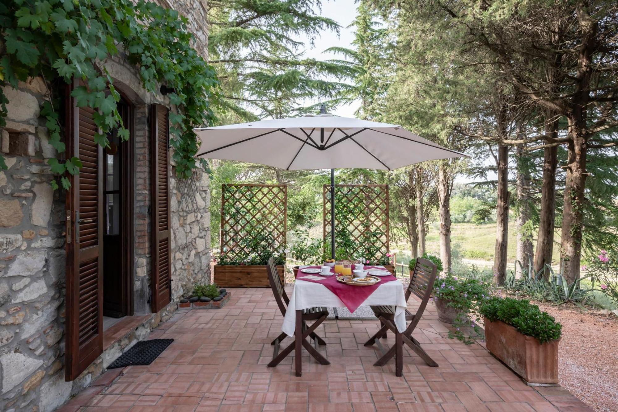 Agriturismo Terre Della Rinascita Castelnuovo della Misericordia Exterior photo